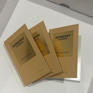 Burberry Goddess intense discovery set